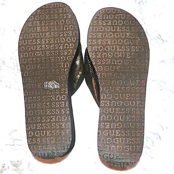 Guess Flip Flops Sandals black gold crystal rhinestone 1" platform bling - Picture 6 of 8